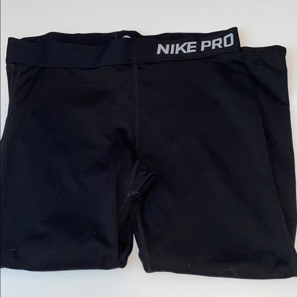 Girls Nike leggings